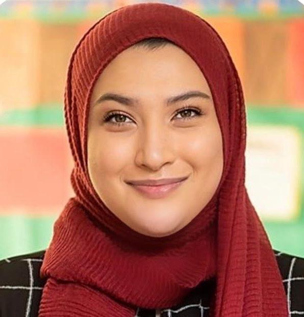 Laamia is currently working as an early childhood educator. She uses knowledge acquired from minoring in Arabic in her classroom by providing weekly supplementary early Arabic exposure for young children.  